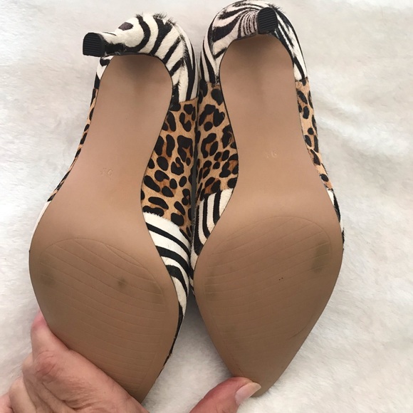 Michael Animal Print cow hair Women's Heels brand new 9.5 - Picture 4 of 6